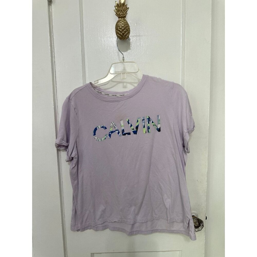 Calvin Klein women’s size X – large purple T-shirt